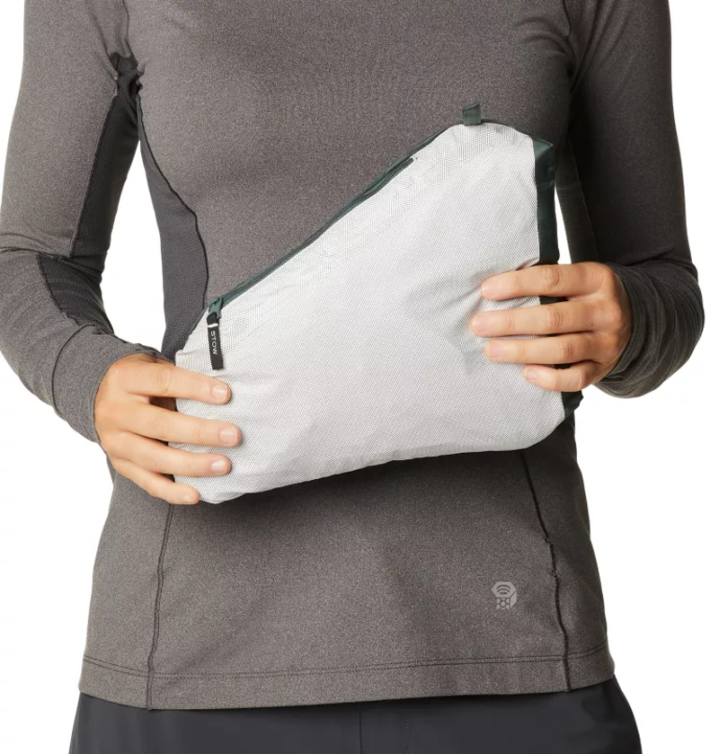 Mountain Hardwear Acadia Parka Womens in Black Spruce-7